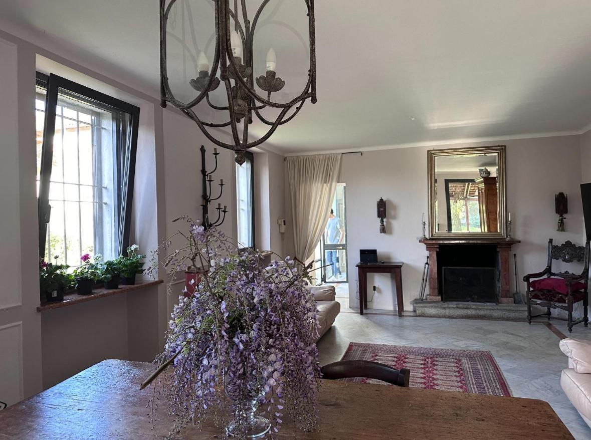 Affascinante Casale Brambilla Vicino Pavia Villa San Zenone al Po Luaran gambar